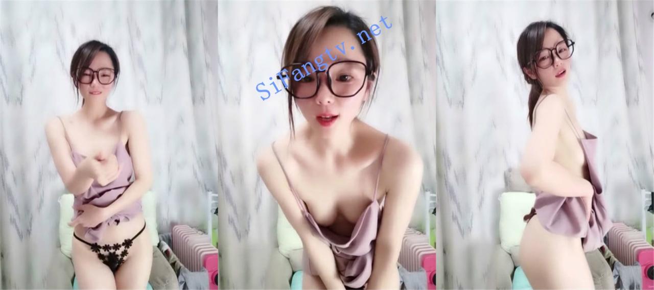 火爆身材 极品女神学妹 轻解罗裳 跳脱衣舞 一字马 真嗨 图 06