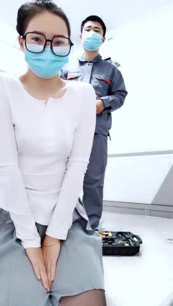 【勾搭狂人】丝袜剧情  【百度云】1G2v