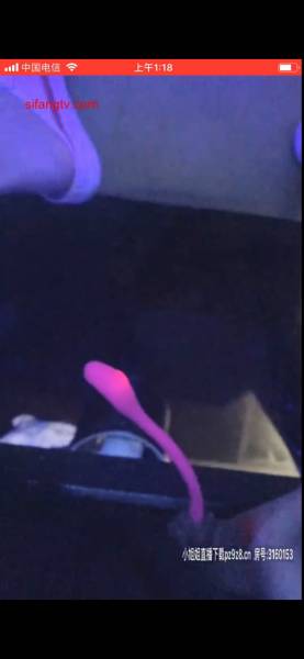 『小姐姐驾到』和闺蜜去KTV唱歌 户外跳蛋喷水【3V/4.39G】