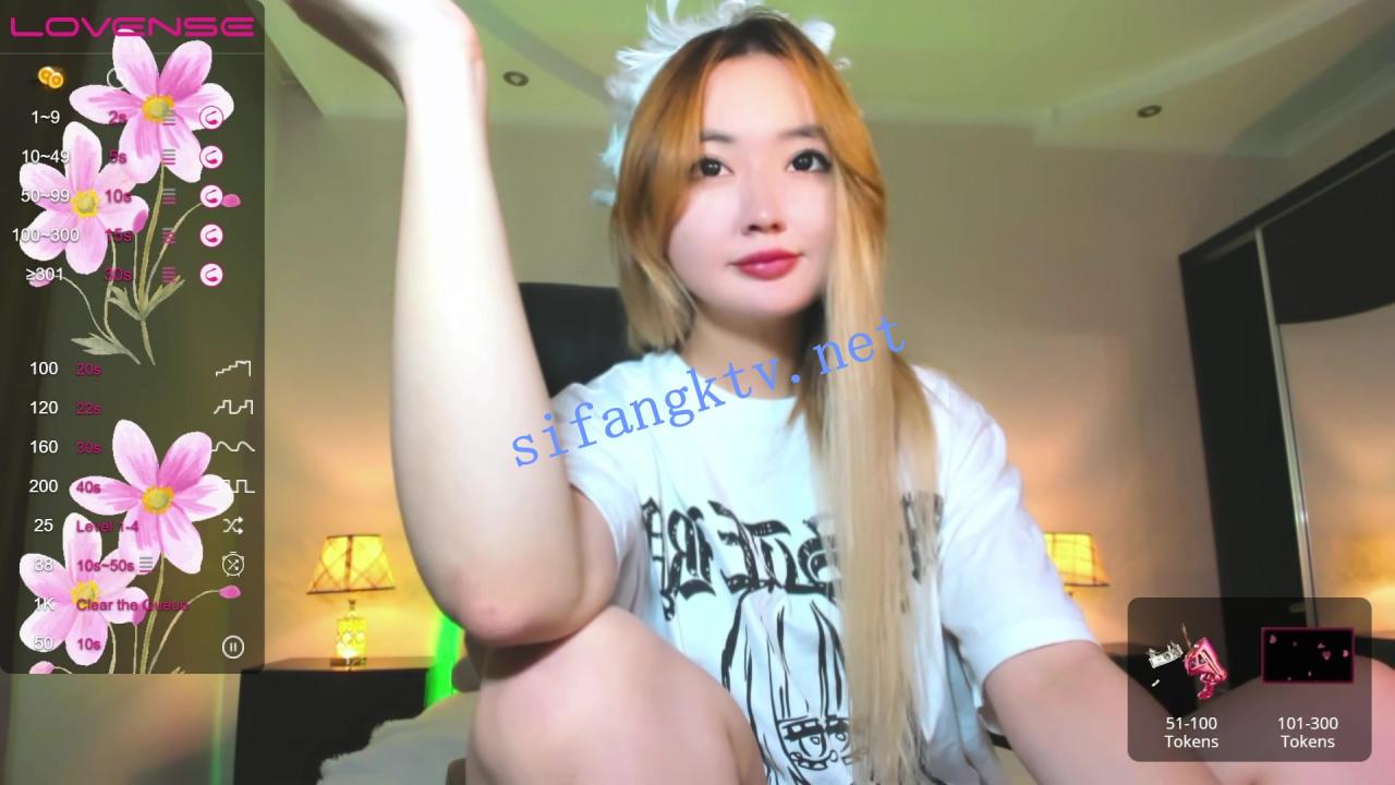 新晋美女~ 2iesta 19岁小妹妹~甜美迷人小酒窝~跳蛋道具自慰 图 02