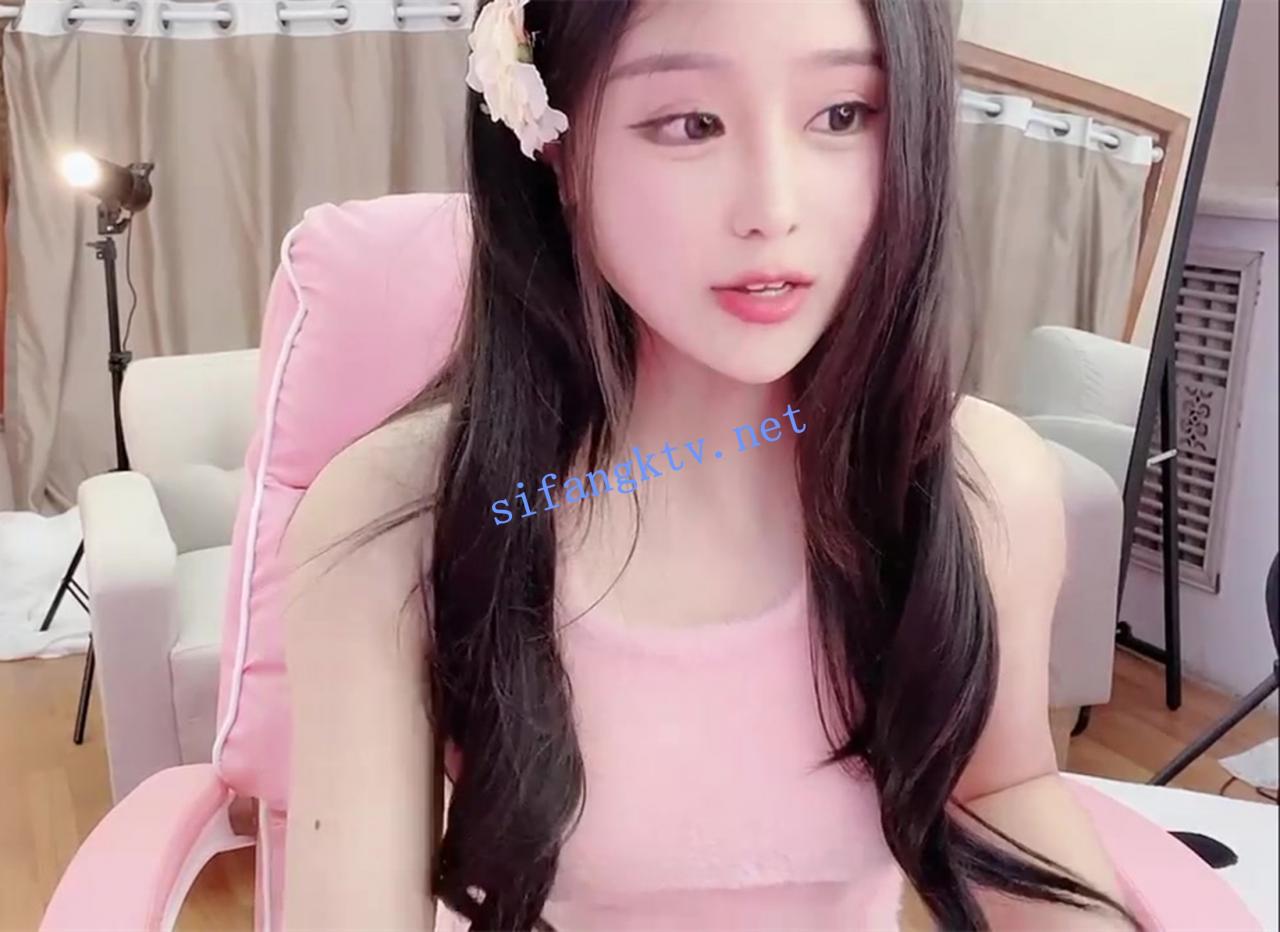 太漂亮了~ jennyjoice 女神大尺度道具自慰~害我撸了好几回~ 图 01
