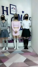 ██女大学生宿舍直播! 19小青蛙 公主穿搭,道具自慰 图 33