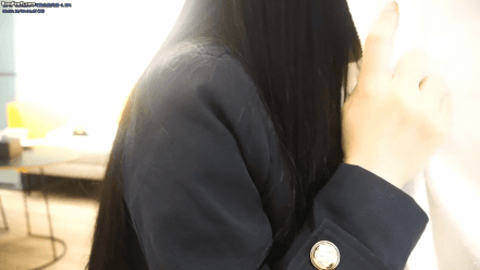 『秀人网最骚模特7月份高价大尺度视频 站立抬腿插入口交』 图 05