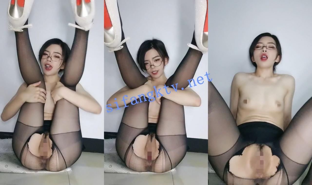 ⚡戴眼镜的反差小骚货! 笨蛋美女 看她的表情就想撸!~ 图 11