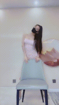 ❤️易直播顶级美腿 灵儿 丝袜高跟性感热舞!她太会了 图 01