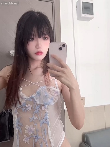 推特超甜萌妹 小妖 新番定制露脸裸舞 长时专享 惊艳全场 图 10