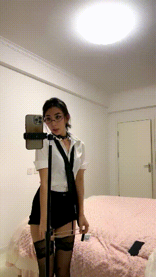 新人!长腿御姐!好性感好美啊~ 哈哈真的 快被她迷死了~ 图 01