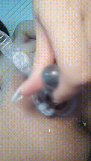 卧槽!兄弟们!好多白浆啊~ 粉嫩少女 自慰!高潮!喷水~ 图 04