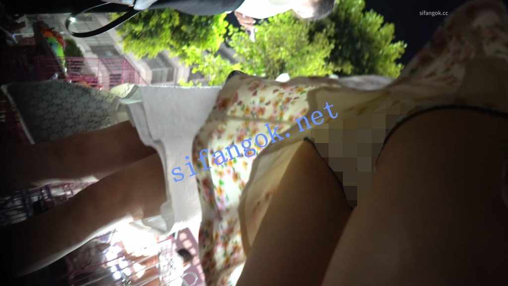 （空城原创）花花连衣裙可爱小姐姐，菠萝图案小N包裹翘臀【1V】【501M】