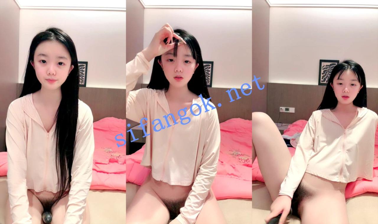 ⚡ 核弹! 06小草莓 粉嫩少女有着极品完美蝴蝶逼!~ 图 03