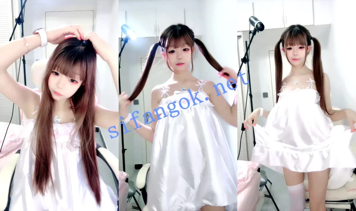 ⚡【妍妍酱】百变小樱~童颜巨乳~无毛馒头一线天~太粉嫩了~