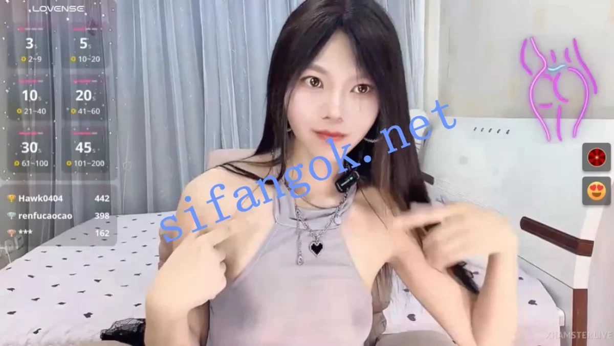 ，主播【【yangyang_520】】长发飘飘，模特身材自慰秀