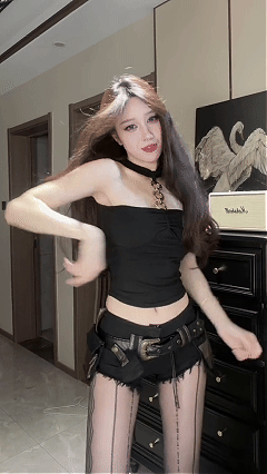 抖音200万粉顶级美女 唐十七 小内裤骚舞福利 微密丝滑原版 图 17